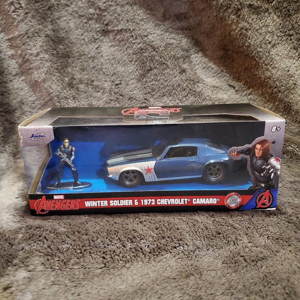 Jada Toys 1:32 Hollywood Rides Winter Soldier & 1973 Chevy Camaro Avengers